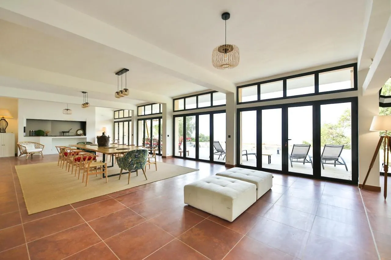 Grande Villa 750 M2 Le Mas Des Chenes Bormes-les-Mimosas